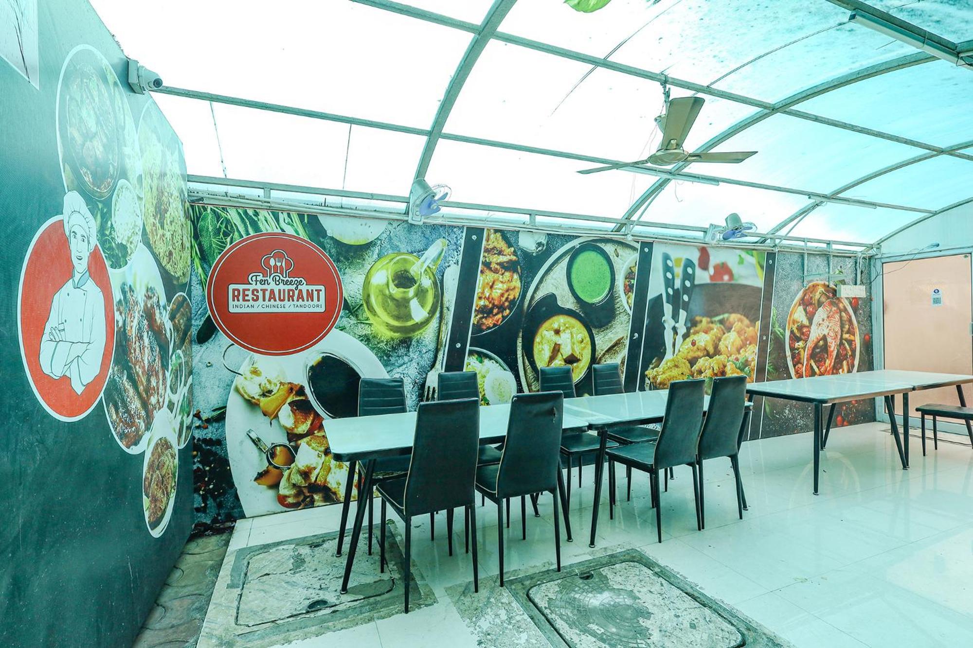 Fabexpress Fen Breeze Hotel Siruseri Exterior photo
